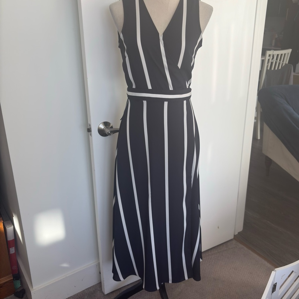 Witchery black and white striped wrap dress - Picture 5 of 10